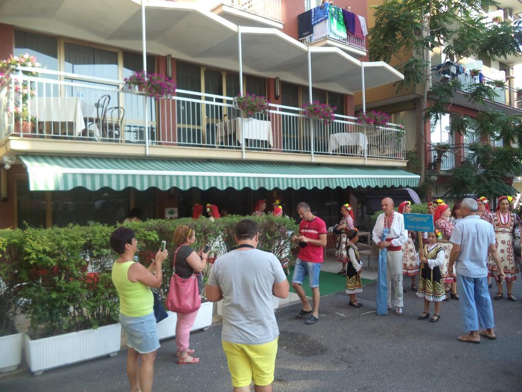 Hotel Condor Rimini Esterno foto